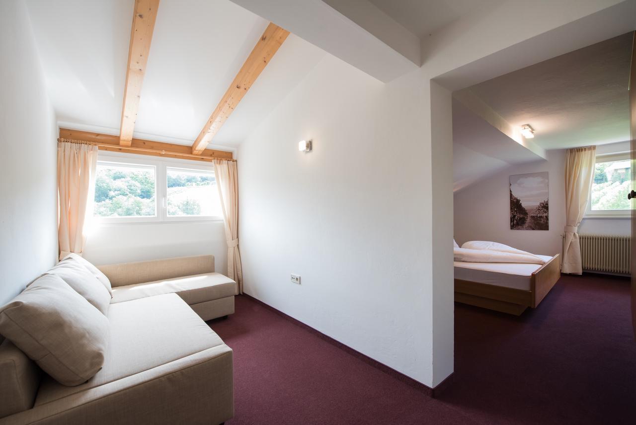 Hotel Sigmundskron Аппиано-Сулла-Страда-дель-Вино Экстерьер фото